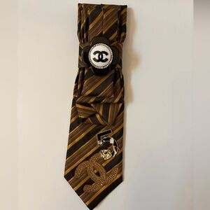 Elegant Gold and Black tie